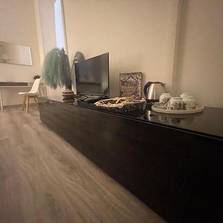 Apartamento La Violetta Di Parma // Del Ducato Exterior foto